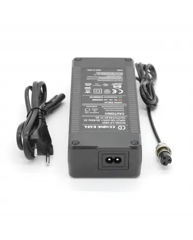 Chargeur 54,6V 2A pour trottinette électrique Motus PRO 10 2022