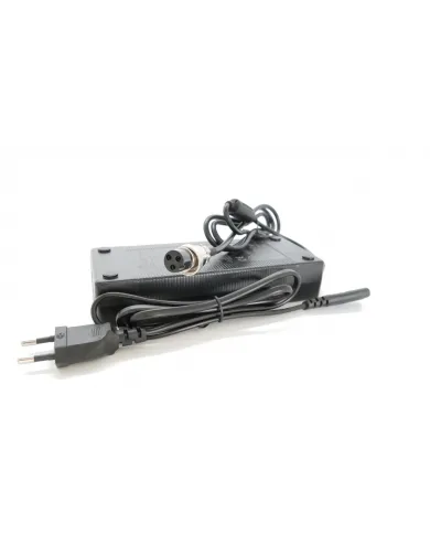 Chargeur pour trottinette électrique 1,5A 84V | 7way