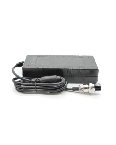Chargeur pour trottinette électrique 1,5A 54,6V | 7way