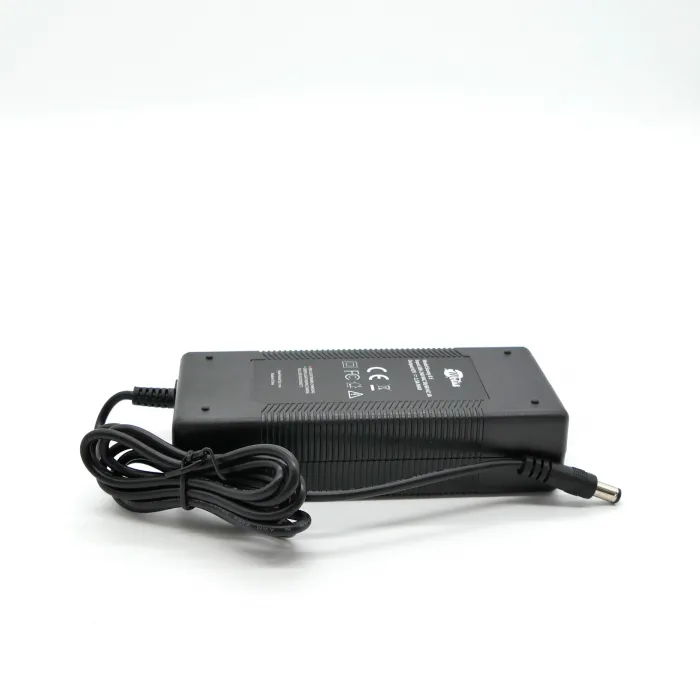 Chargeur pour trottinette électrique Motus Scooty 1,5A | 7way